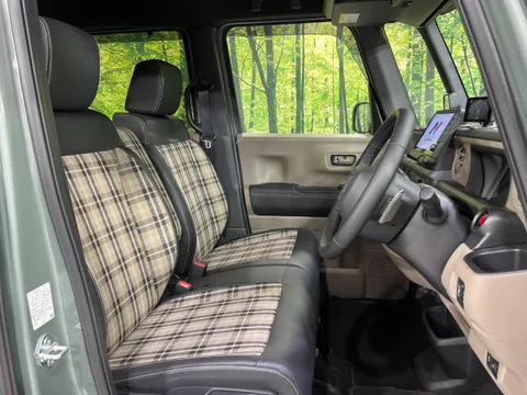 Honda N-BOX Joy