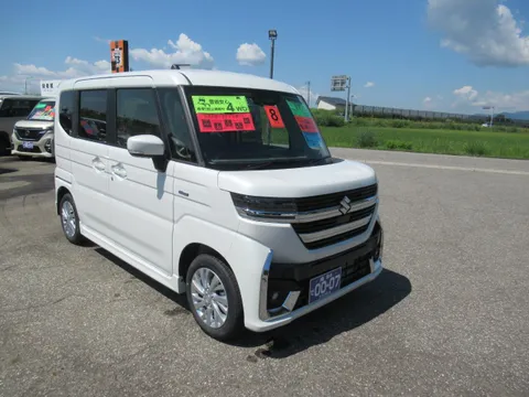 Suzuki Spacia Custom