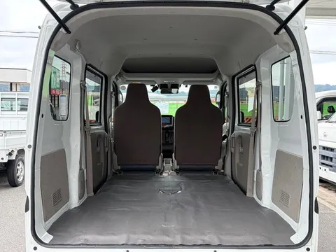 Nissan Clipper