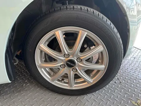 Daihatsu Mira Tocot