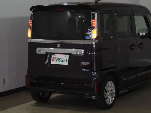 Suzuki Spacia Custom
