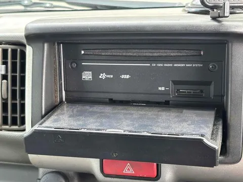 Mitsubishi Minicab Van