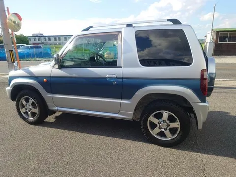 Mitsubishi Pajero Mini