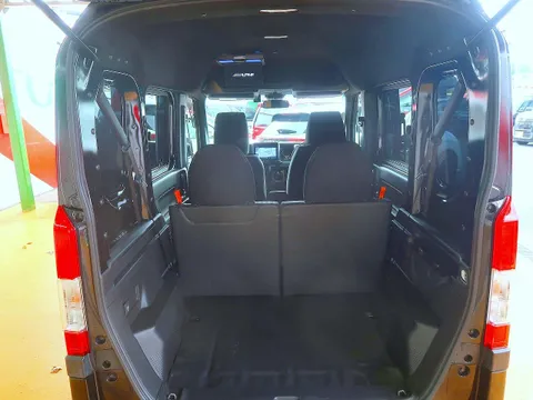 Honda N-VAN Plus Style