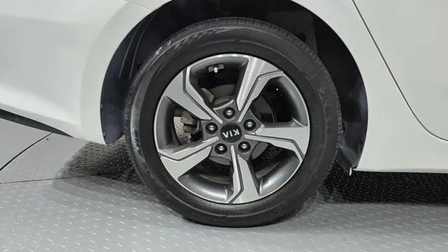 Kia Cerato (K3)
