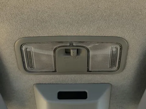 Daihatsu Mira Tocot