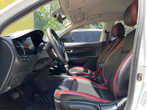 Kia KX