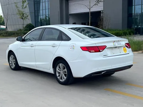Geely Emgrand GL