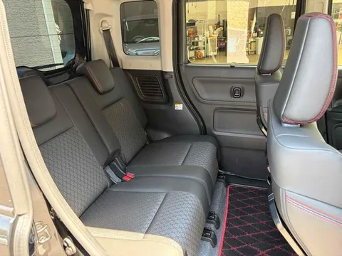 Suzuki Spacia Custom