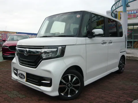 Honda N-BOX Custom
