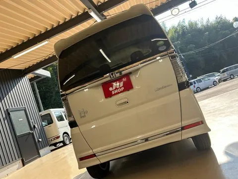Honda N-BOX Plus Custom