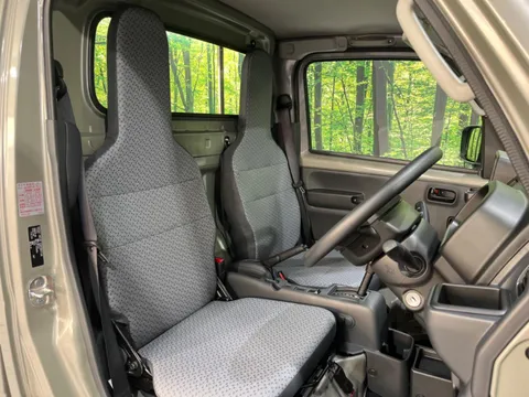 Nissan Clipper Truck