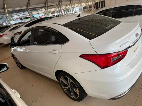 Chery Arrizo 5