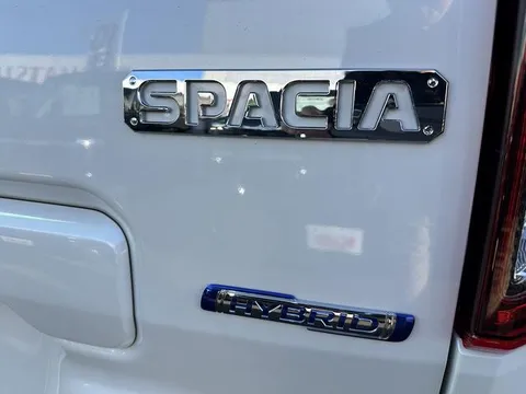 Suzuki Spacia