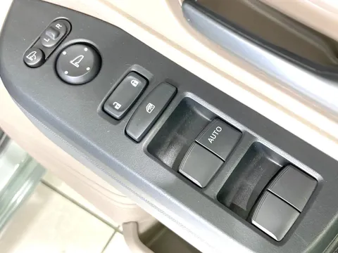 Honda N-BOX Joy