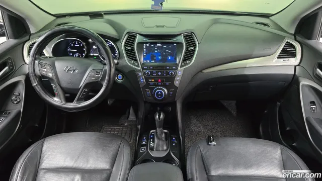 Hyundai Grand Santa Fe (Maxcruz)