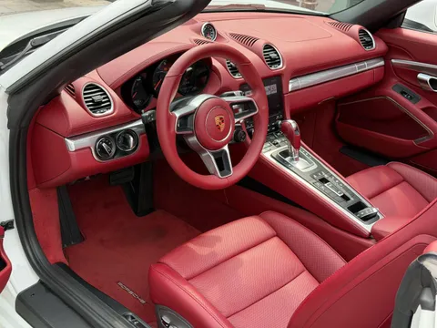 Porsche 718