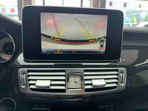 Mercedes-Benz Mercedes-Benz CLS