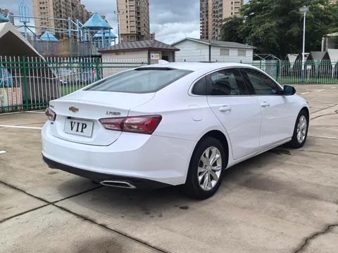 Chevrolet Malibu XL