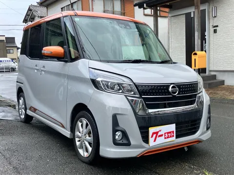 Nissan Dayz Roox