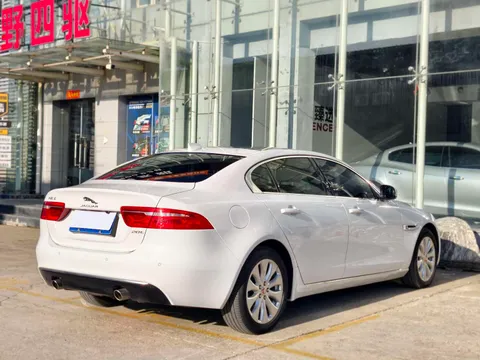 Jaguar XEL
