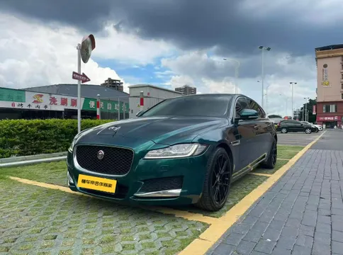 Jaguar XFL