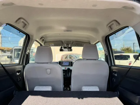 Daihatsu Mira Tocot