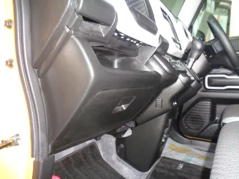 Mazda Flair Crossover