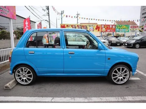 Daihatsu Mira