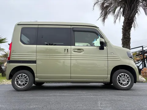 Honda N-VAN Plus Style