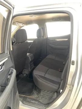 Isuzu RE-MAX