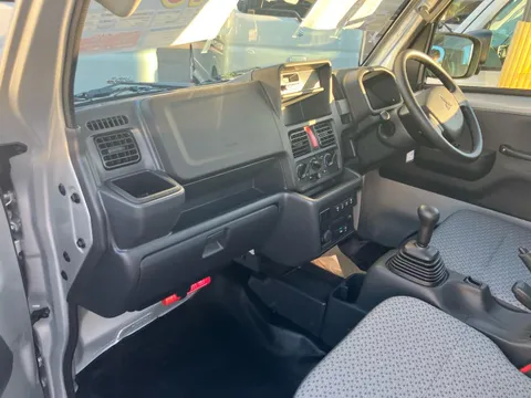 Mitsubishi Minicab Truck