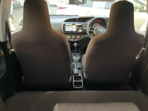 Toyota Yaris (Vitz)