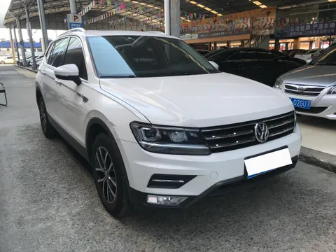 Volkswagen Tiguan L
