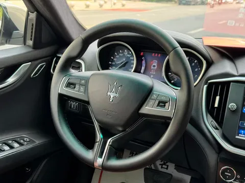 Maserati Ghibli
