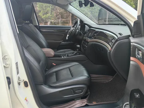 Gac GS8