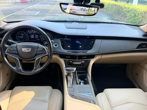 Cadillac CT6