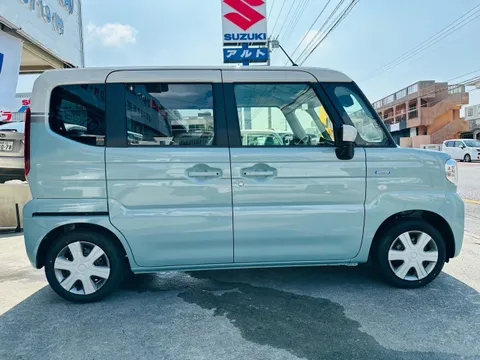 Suzuki Spacia