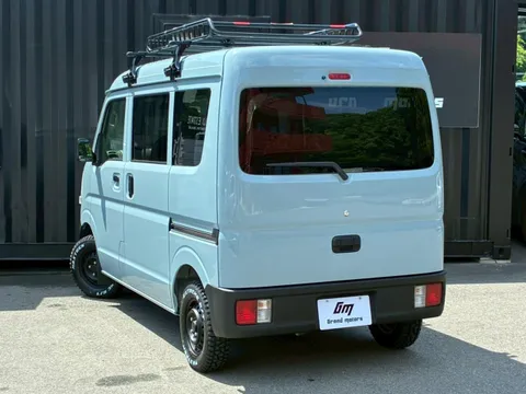 Nissan Clipper