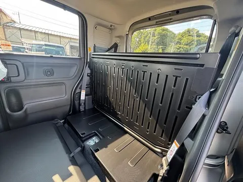 Suzuki Spacia Base