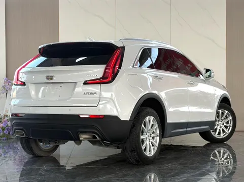 Cadillac XT4