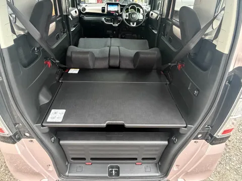 Honda N-BOX Plus