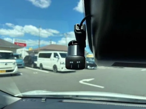 Nissan Note Aura