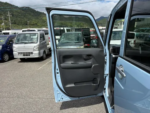 Daihatsu Hijet Caddie
