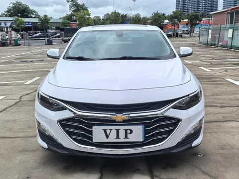 Chevrolet Malibu XL