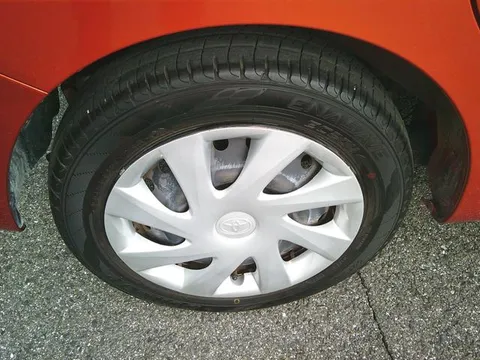 Toyota Pixis Mega