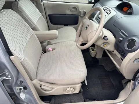 Nissan Otti