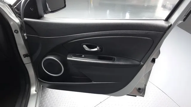 Renault SM3