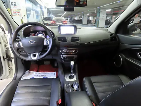 Renault SM3