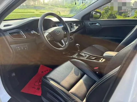 Hyundai Mistra